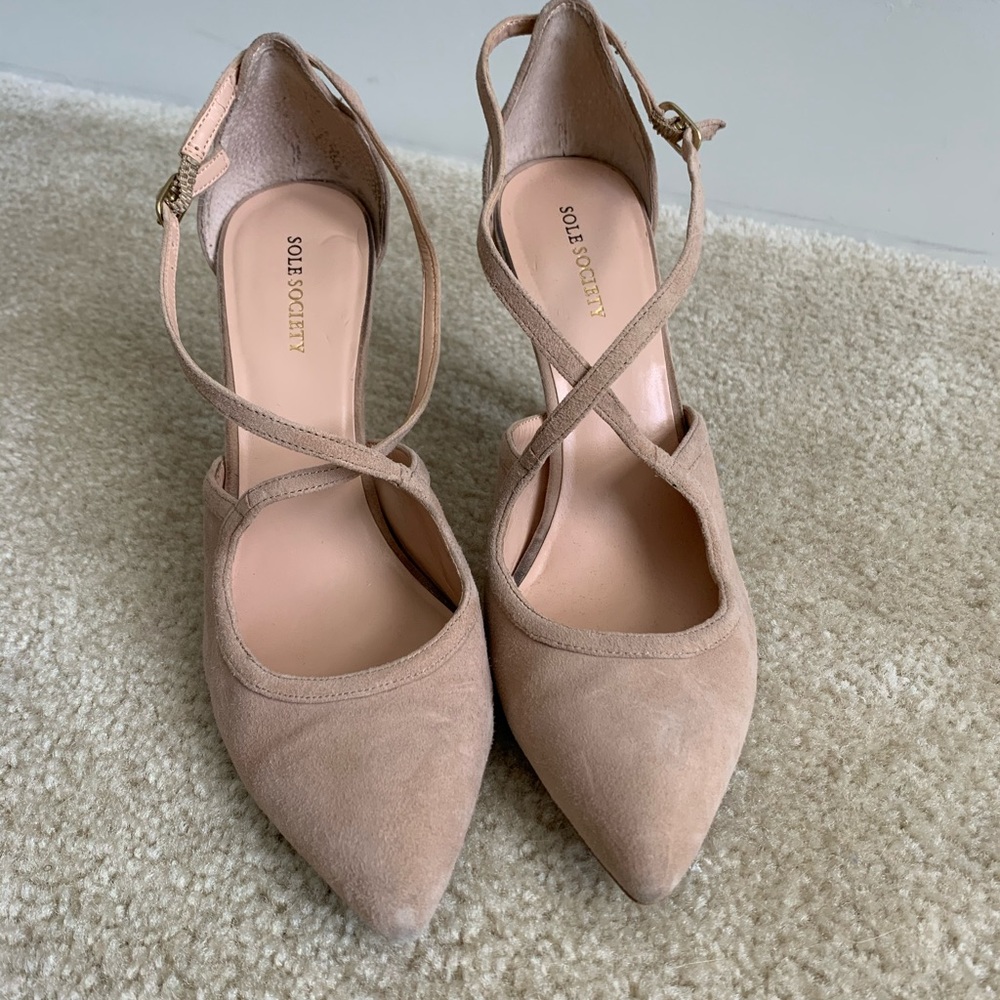 Sole Society, size 9.5 Meghan Markle style heel